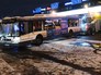 Эвакуация автобуса, въехавшего в подземный переход у станции метро "Славянский бульвар" в Москве Эвакуация автобуса, въехавшего в подземный переход у станции метро "Славянский бульвар" в Москве