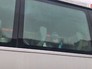 Ребенок в автобусе Ребенок в автобусе