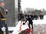 Владимир Путин на Пискаревском кладбище Владимир Путин на Пискаревском кладбище