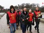 Лидер партии "Коммунисты России" Максим Сурайкин (в центре) Лидер партии "Коммунисты России" Максим Сурайкин (в центре)