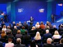 Владимир Путин во время предвыборной встречи со своими доверенными лицами Владимир Путин во время предвыборной встречи со своими доверенными лицами