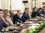 Владимир Путин пьет чай Владимир Путин пьет чай