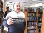 Кандидат от "Российского общенародного союза" Сергей Бабурин в посетил книжный магазин Кандидат от "Российского общенародного союза" Сергей Бабурин в посетил книжный магазин