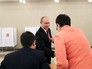 Владимир Путин во время голосования на выборах президента России Владимир Путин во время голосования на выборах президента России