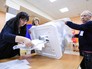 Подсчет голосов в избирательных участках на выборах Подсчет голосов в избирательных участках на выборах