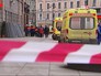Скорые помощи на месте теракта в Санкт-Петербурге Скорые помощи на месте теракта в Санкт-Петербурге