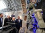 Владимир Путин, Сергей Собянин и Дмитрий Рогозин в павильоне "Космос" на ВДНХ Владимир Путин, Сергей Собянин и Дмитрий Рогозин в павильоне "Космос" на ВДНХ