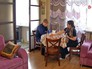 Подросток из детского дома проводит время в семье Подросток из детского дома проводит время в семье
