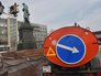 Весенняя промывка памятника поэту А.Пушкину на Пушкинской площади Весенняя промывка памятника поэту А.Пушкину на Пушкинской площади