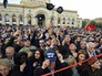Участники митинга на площади Республики в Ереване Участники митинга на площади Республики в Ереване