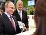 Владимир Путин и Джанни Инфантино получают паспорт болельщика Владимир Путин и Джанни Инфантино получают паспорт болельщика