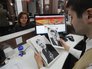 Выдача участникам акции "Бессмертный полк" фотографий в центре госуслуг "Мои документы" Выдача участникам акции "Бессмертный полк" фотографий в центре госуслуг "Мои документы"