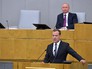 Владимир Путин и Дмитрий Медведев во время пленарного заседания Государственной Думы Владимир Путин и Дмитрий Медведев во время пленарного заседания Государственной Думы