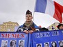 Представители Франции несут портреты пилотов эскадрильи "Нормандия-Неман" на акция "Бессмертный полк" Представители Франции несут портреты пилотов эскадрильи "Нормандия-Неман" на акция "Бессмертный полк"