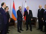 Президент России Владимир Путин и премьер-министр Армении Никол Пашинян Президент России Владимир Путин и премьер-министр Армении Никол Пашинян