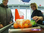 Продукты на кассе в супермаркете Продукты на кассе в супермаркете