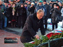 Владимир Путин у мемориала жертвам блокады Ленинграда Владимир Путин у мемориала жертвам блокады Ленинграда