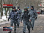 К месту захваченной школы в Отрадном прибыли полицейские К месту захваченной школы в Отрадном прибыли полицейские