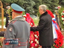 Сергей Собянин путин возлагает цветы к Вечному огню Сергей Собянин путин возлагает цветы к Вечному огню