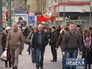 Пешеходы на улице Пешеходы на улице