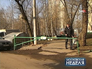 Шлагбаум на въезде во двор Шлагбаум на въезде во двор