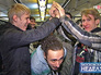 Пассажиры метро участвуют в театральной постановке Пассажиры метро участвуют в театральной постановке