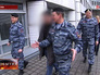Бойцы московского ОМОНа встречают коллегу из украинского "Беркута" Бойцы московского ОМОНа встречают коллегу из украинского "Беркута"