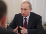 Владимир Путин во время совещания по импортозамещению продукции Владимир Путин во время совещания по импортозамещению продукции