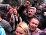Протестующие в Горловке у здания горотдела милиции Протестующие в Горловке у здания горотдела милиции