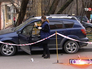 Криминалисты работают на месте преступления Криминалисты работают на месте преступления