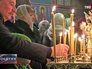 Православные верующие молятся Православные верующие молятся
