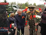 Ветераны возлагают цветы к мемориалу Ветераны возлагают цветы к мемориалу