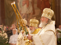Патриарх Московский и всея Руси Кирилл проводит рождественское богослужение