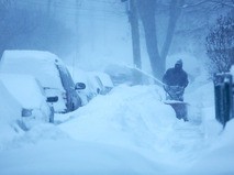 Последствия снежной бури на Восточном побережье США