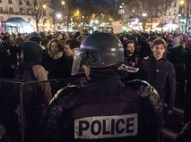 Протест против полицейского произвола в Париже