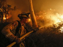 В Калифорнии введено чрезвычайное положение