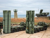 Комплекс ПВО С-400 "Триумф" заступил на боевое дежурство в Севастополе