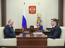 Владимир Путин и председатель совета директоров ПАО "Северсталь" Алексей Мордашов во время встречи