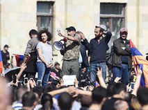 В Ереване проходит митинг оппозиции