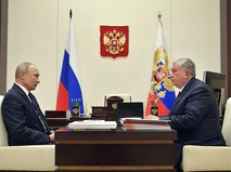 Владимир Путин и Игорь Сечин