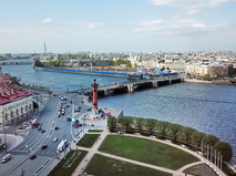 Биржевой мост в Санкт-Петербурге