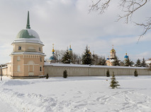 Православная энциклопедия. "Страх полюбить себя. Путешествие в Козельск. Москва и Речь Посполитая в Смутное время"