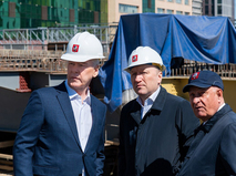 Сергей Собянин осматривает ход строительства путепровода