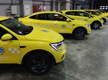 Новые автомобили службы "Социальное такси"