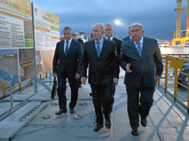 Владимир Путин посетил судостроительный комплекс "Звезда" в Приморском крае