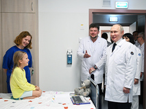 Владимир Путин посетил детский гематологического центра им. Димы Рогачева