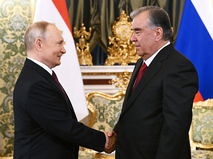 Владимир Путин и президент Таджикистана Эмомали Рахмон