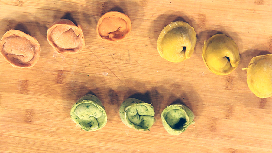 «Разноцветные пельмени для детей: готовим легко и вкусно!» — создано в Шедевруме