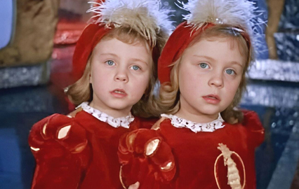 Музыка королевство кривых зеркал. Александр роу королевство кривых зеркал. Яло сказка королевство кривых зеркал. Королевство кривых зеркал. Виталий губарев "королевство кривых зеркал".