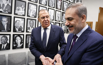 Главы МИД России и Турции обсудили инициативу Путина о переговорах